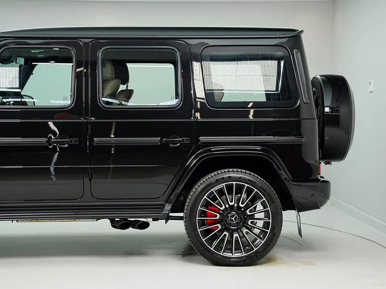 Mercedes Benz G63 AMG 4.0 л 2026 г. Чёрный