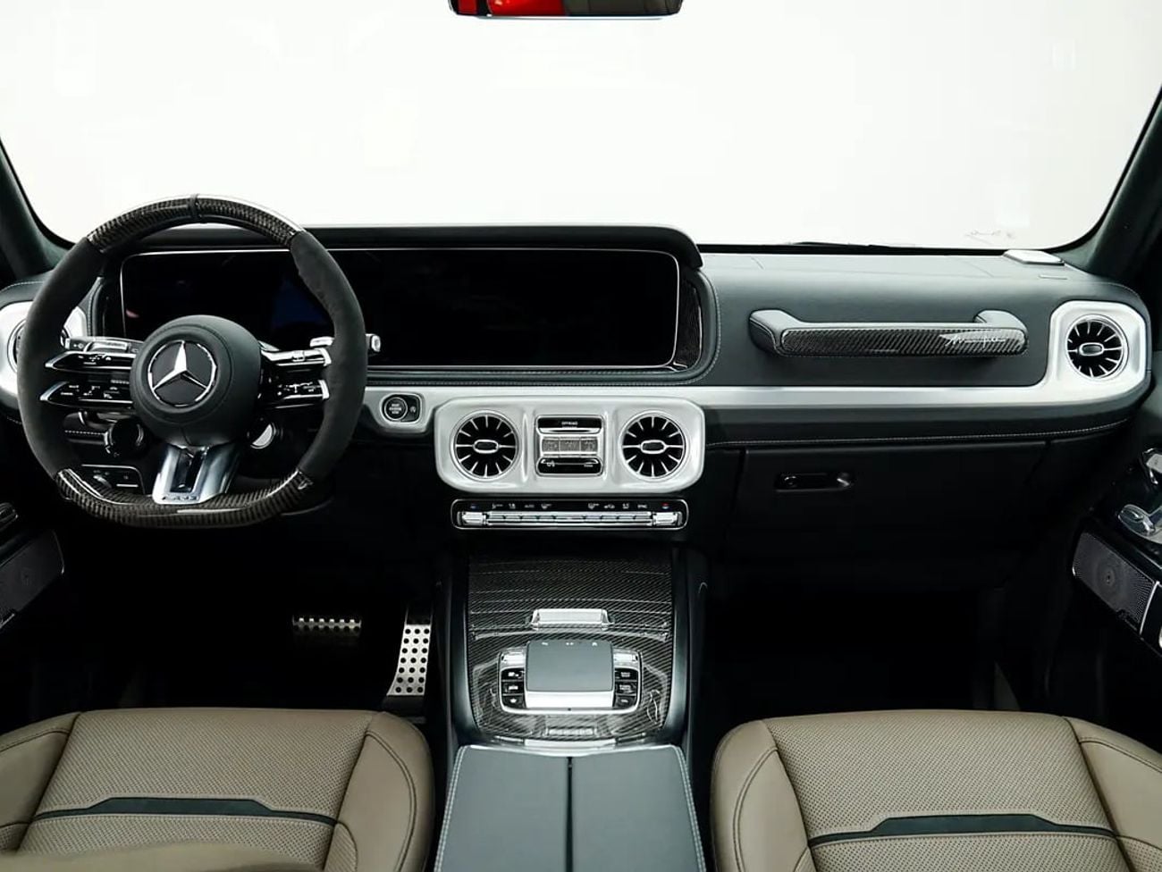 Mercedes Benz G63 AMG 4.0 л 2026 г. Чёрный