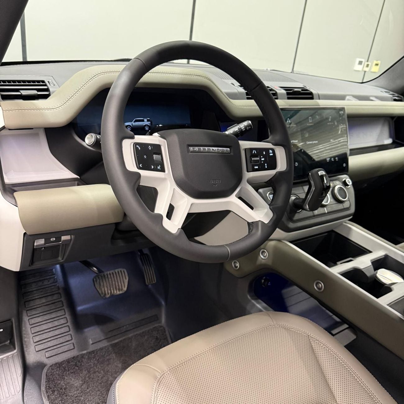 Land Rover Defender 110 2.0 л 2026 г. Зелёный