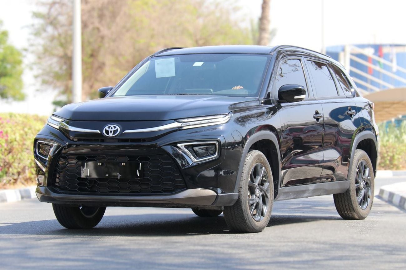 Toyota Urban Cruiser 1.5 л 2023 г. Чёрный