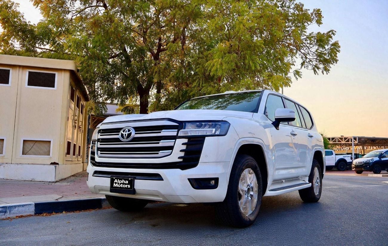Toyota Land Cruiser 3.5 л 2026 г. Белый