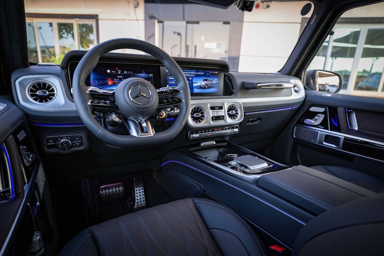 Mercedes Benz G63 AMG 4.0 л 2026 г. Белый