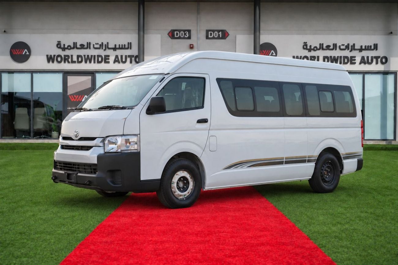 Toyota Hiace 2.7 л 2025 г. Белый