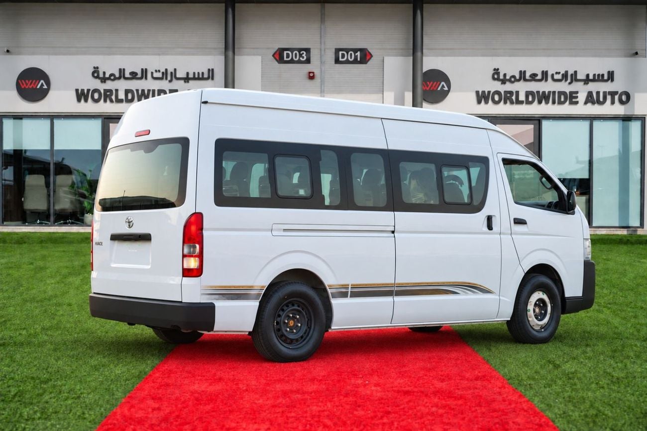 Toyota Hiace 2.7 л 2025 г. Белый