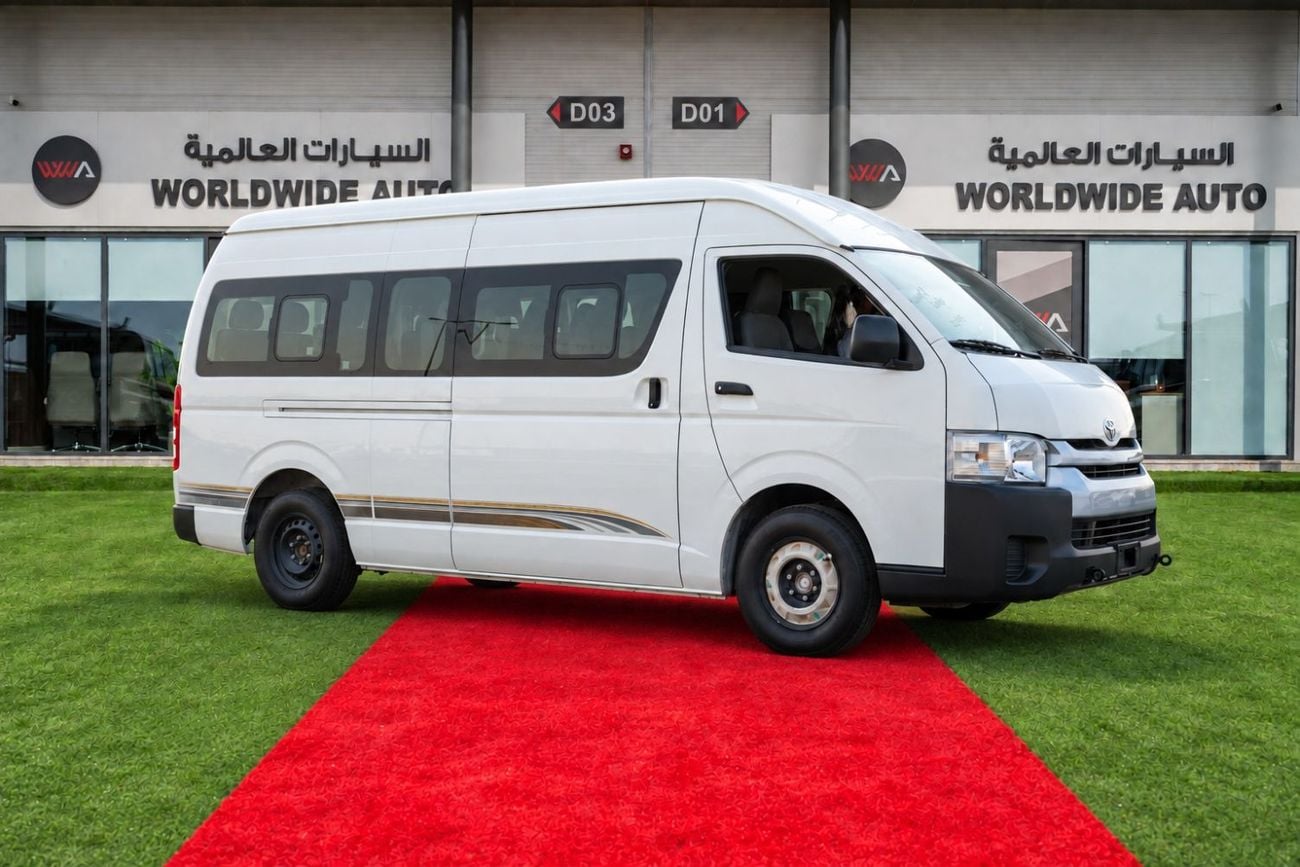 Toyota Hiace 2.7 л 2025 г. Белый