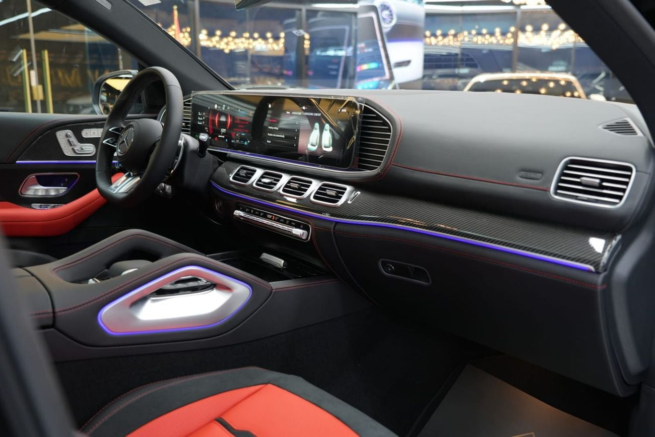 Mercedes Benz GLE53 AMG 3.0 л 2026 г. Чёрный