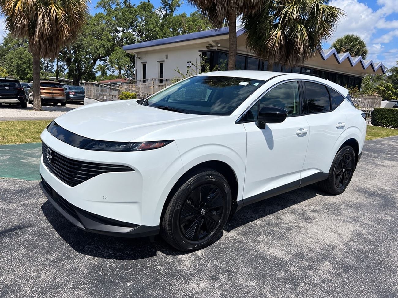Nissan Murano 2.0 л 2026 г. Белый