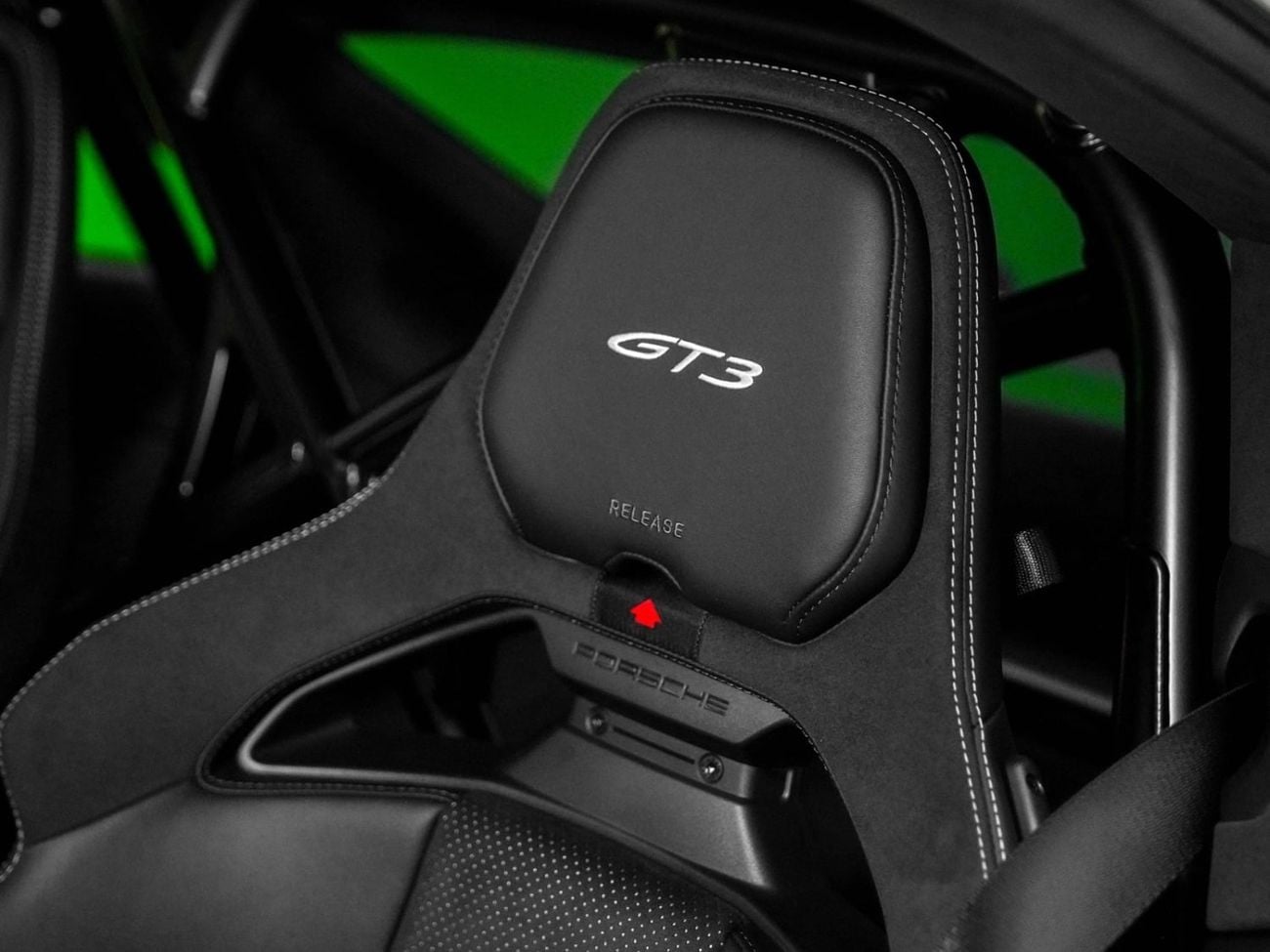 Porsche 911 4.0 л 2025 г. Белый