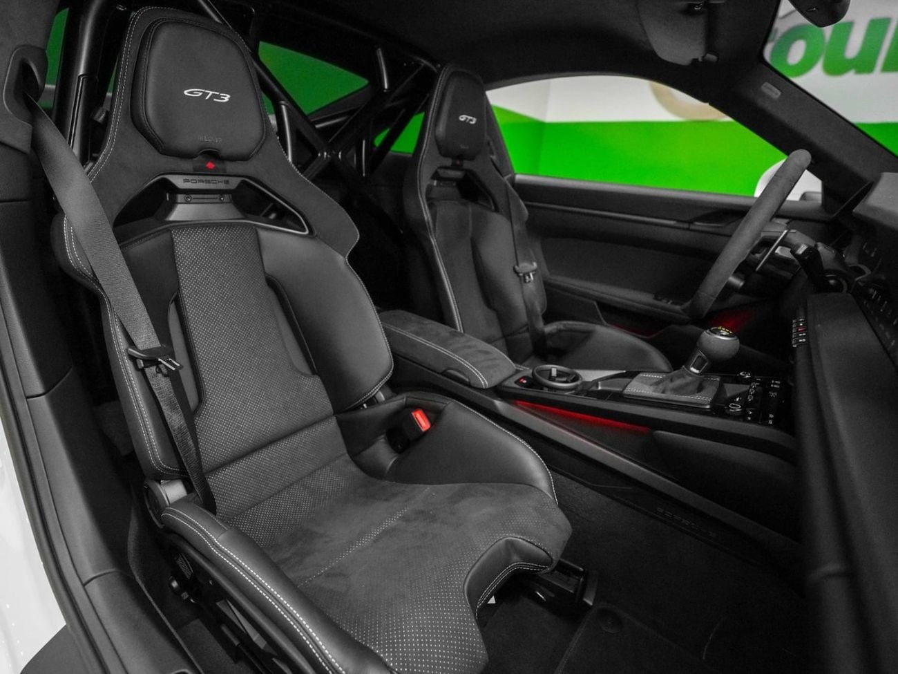 Porsche 911 4.0 л 2025 г. Белый
