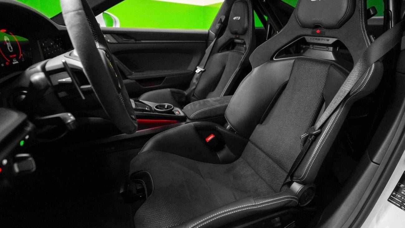 Porsche 911 4.0 л 2025 г. Белый