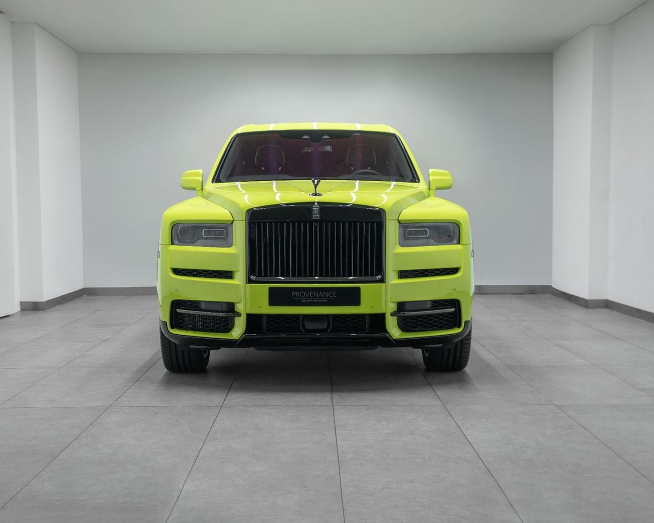 Rolls Royce Cullinan 6.8 л 2022 г. Зелёный, пробег 150 км