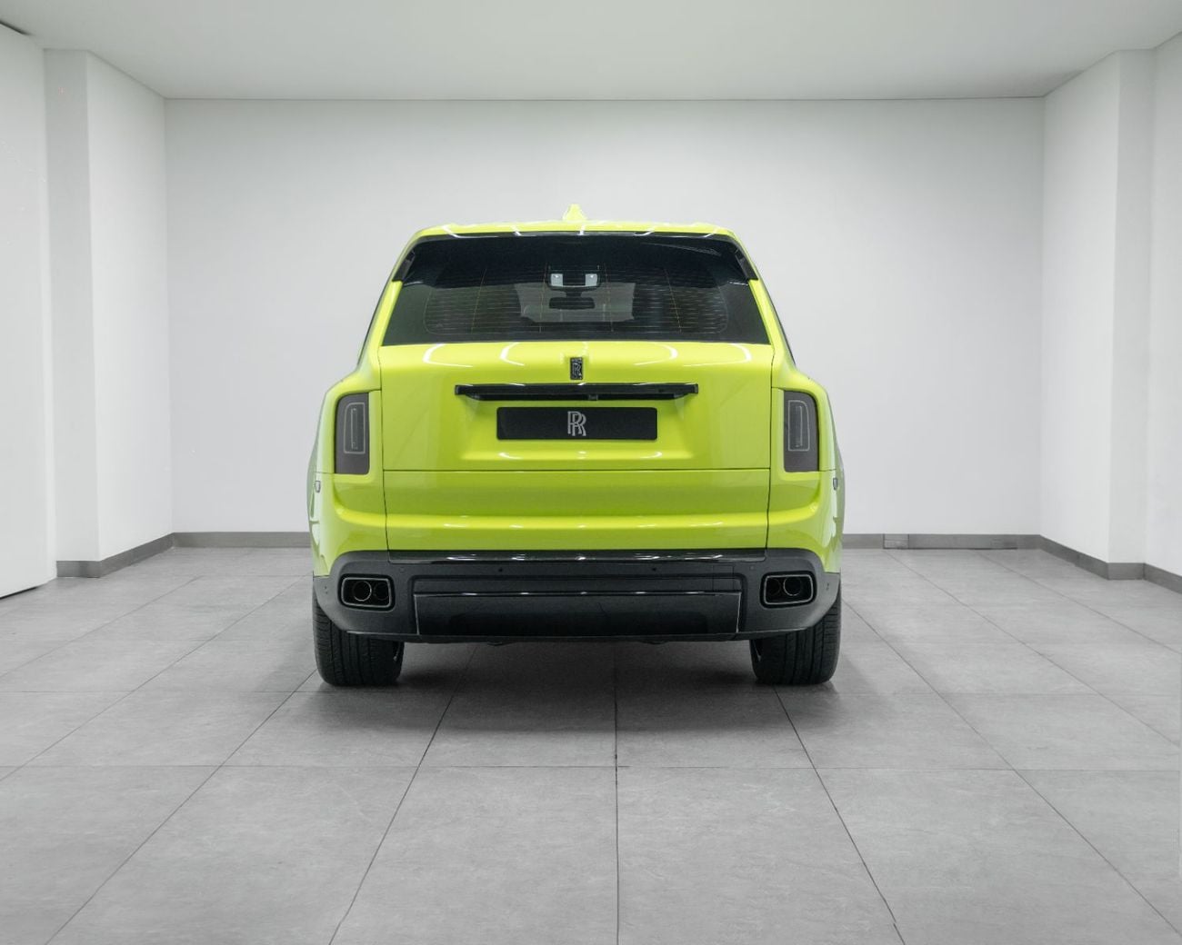 Rolls Royce Cullinan 6.8 л 2022 г. Зелёный, пробег 150 км