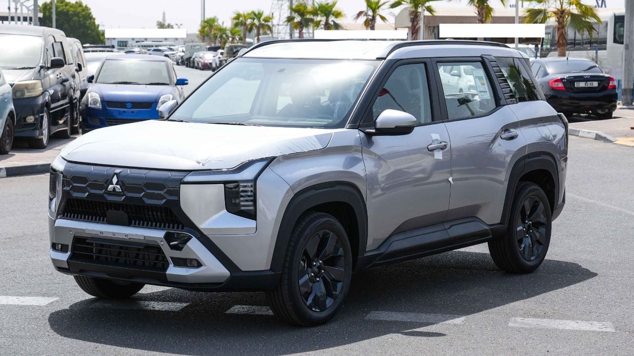 Mitsubishi Destinator 1.5 л 2026 г. Серебристый