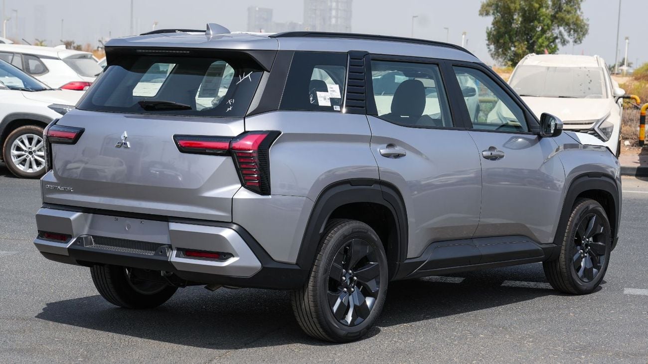 Mitsubishi Destinator 1.5 л 2026 г. Серебристый