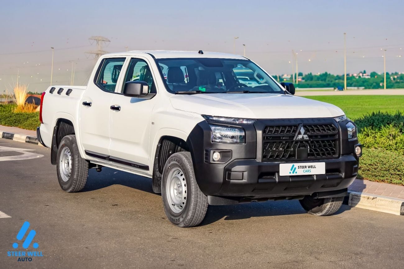 Mitsubishi L200 2.4 л 2027 г. Белый