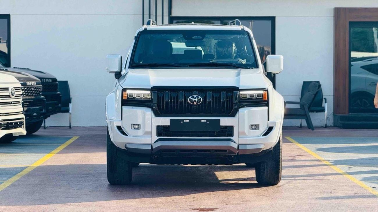 Toyota Prado 2.8 л 2026 г. Белый
