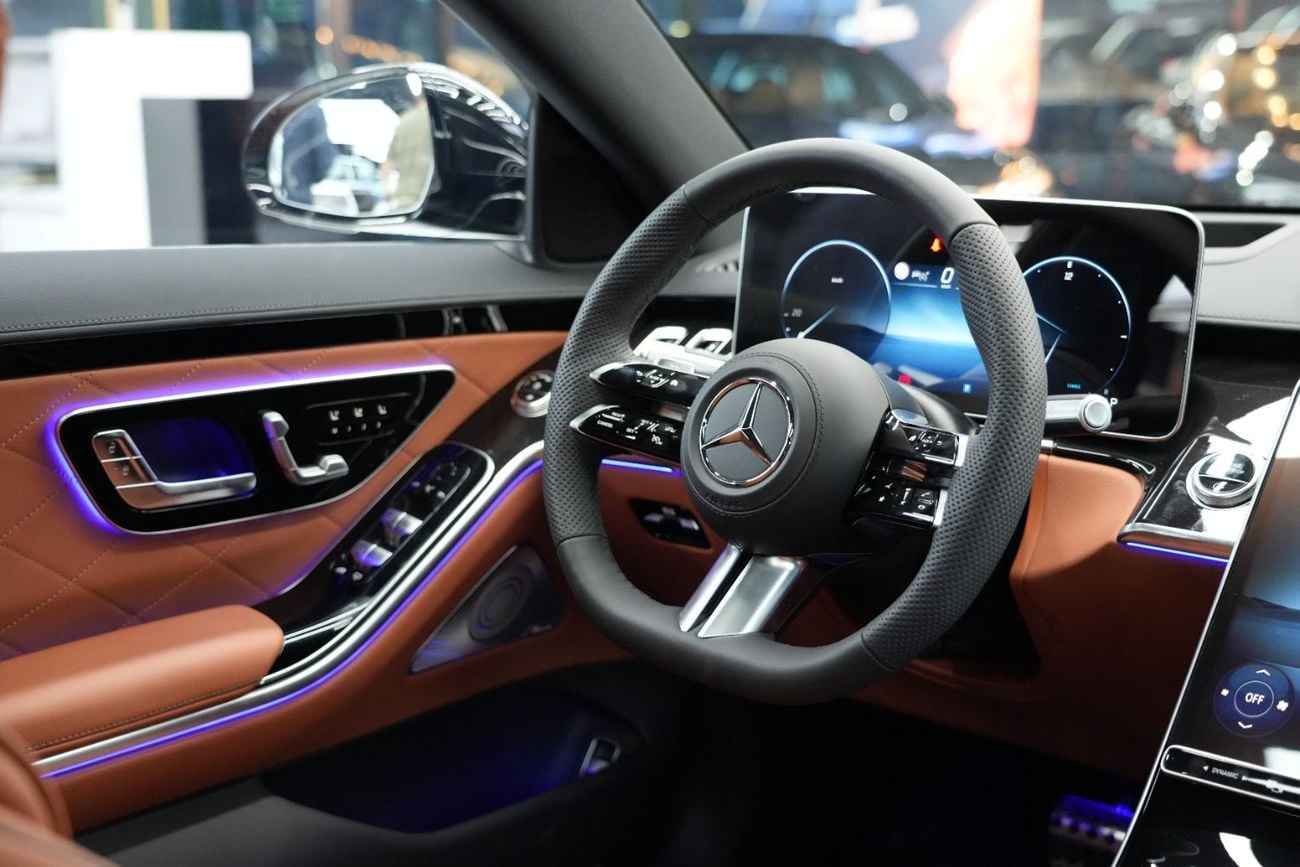 Mercedes Benz S 500 3.0 л 2026 г. Серый