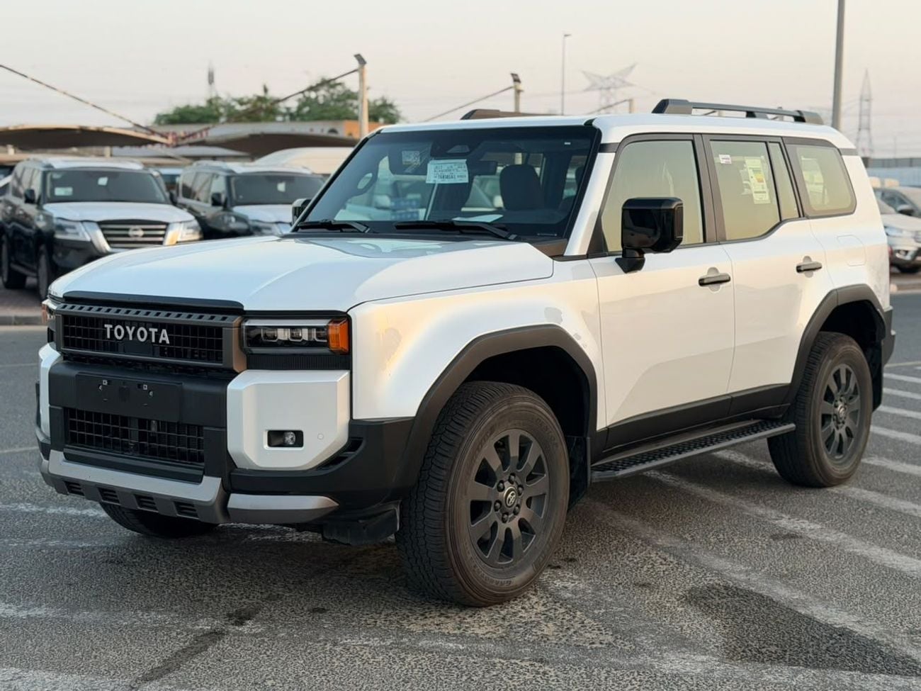 Toyota Land Cruiser 4.0 л 2026 г. Белый