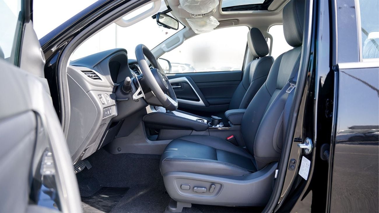 Mitsubishi Montero Sport 3.0 л 2026 г. Чёрный