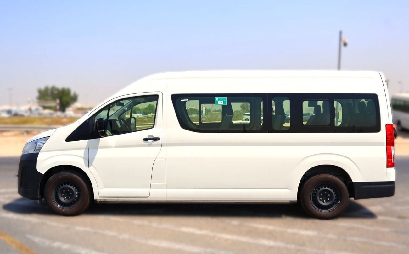Toyota Hiace 3.5 л 2026 г. Белый