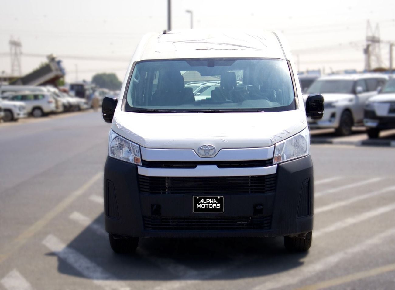 Toyota Hiace 3.5 л 2026 г. Белый