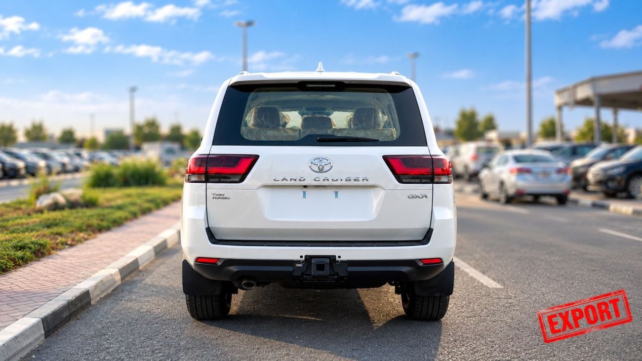 Toyota Land Cruiser 3.5 л 2026 г. Белый