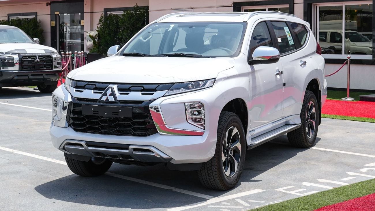 Mitsubishi Montero Sport 3.0 л 2026 г. Белый