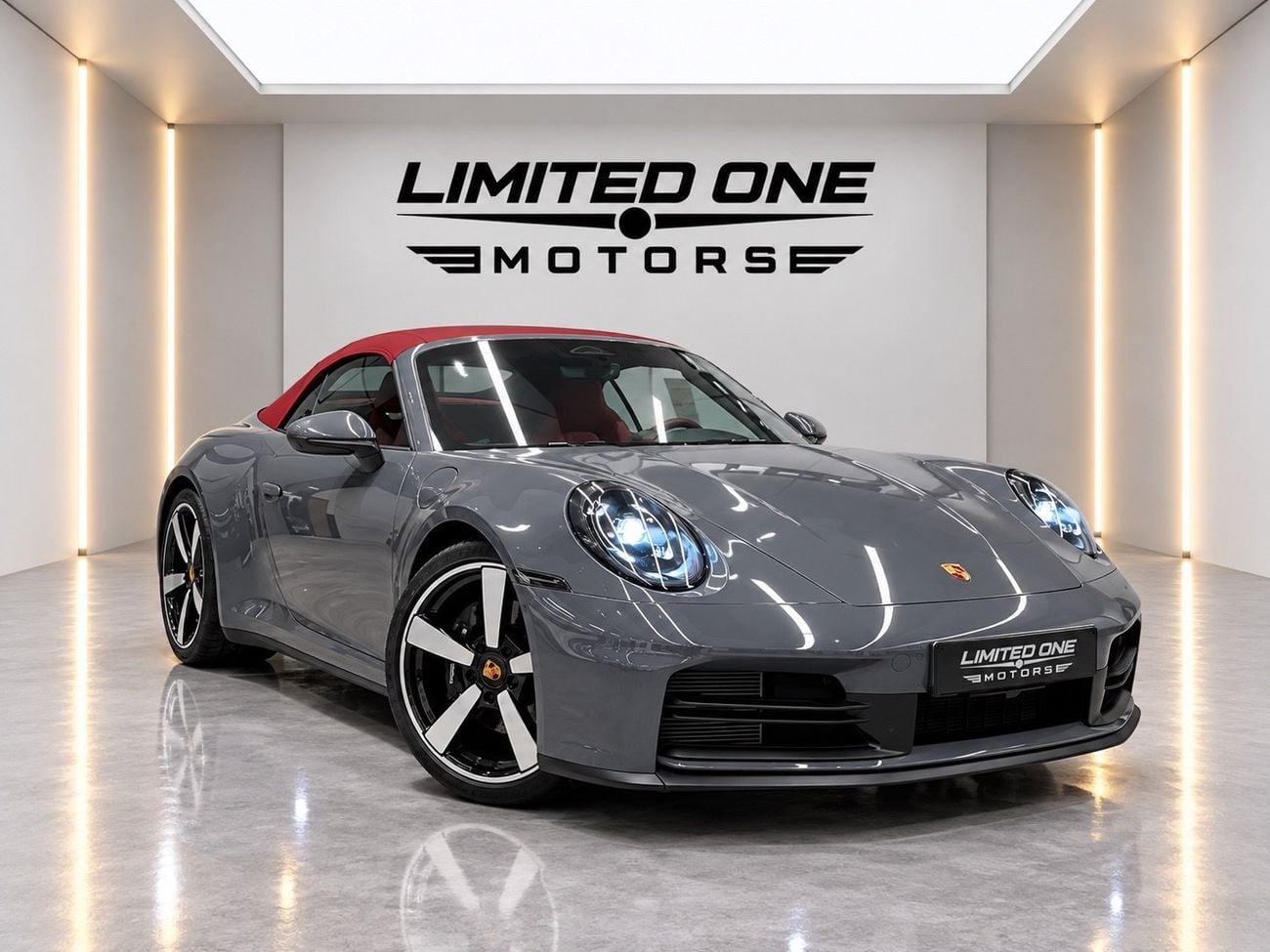 Porsche 911 3.0 л 2026 г. Серый