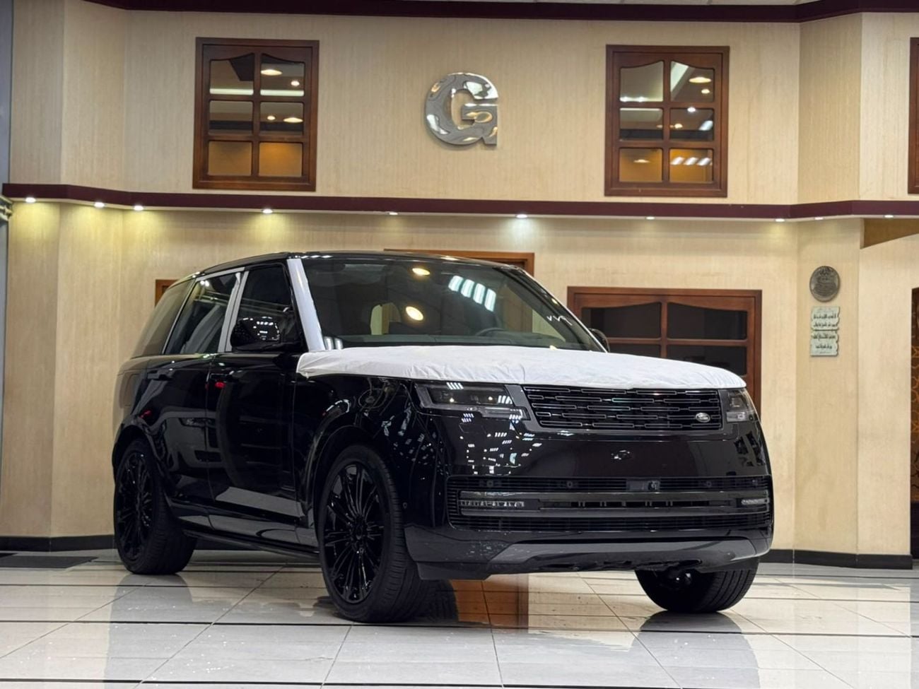 Land Rover Range Rover 4.4 л 2026 г. Чёрный
