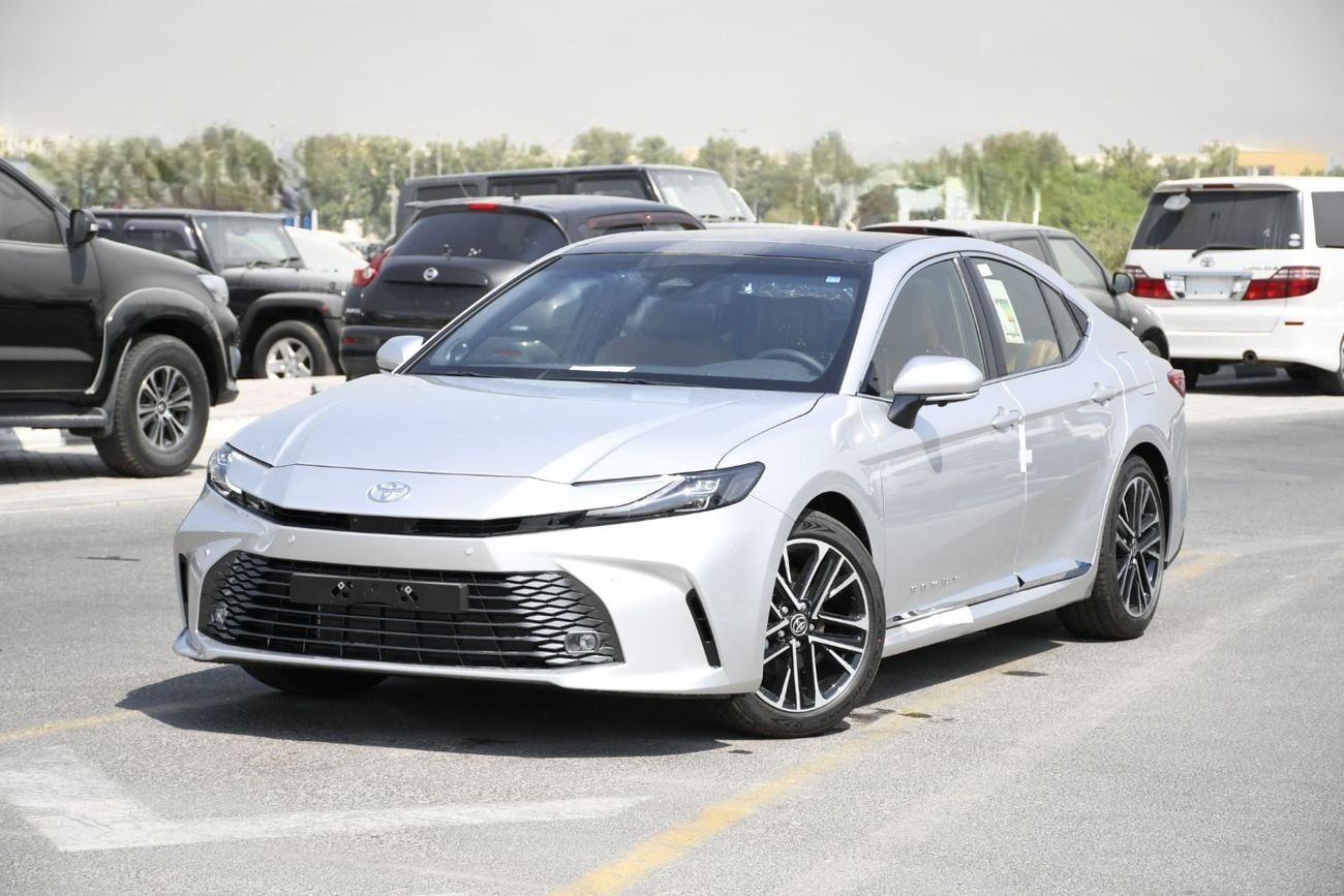 Toyota Camry 2026 — фото 1