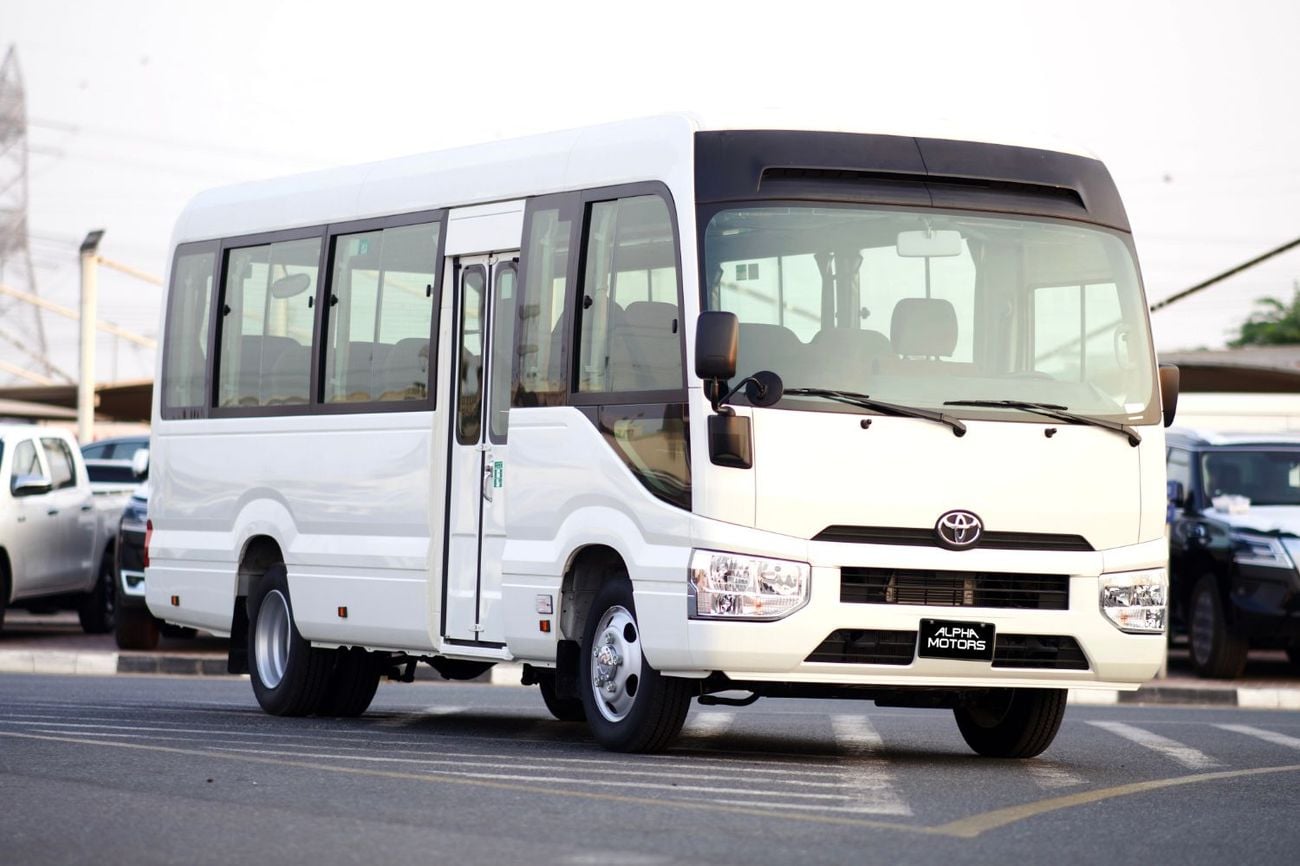 Toyota Coaster 2025 — фото 1