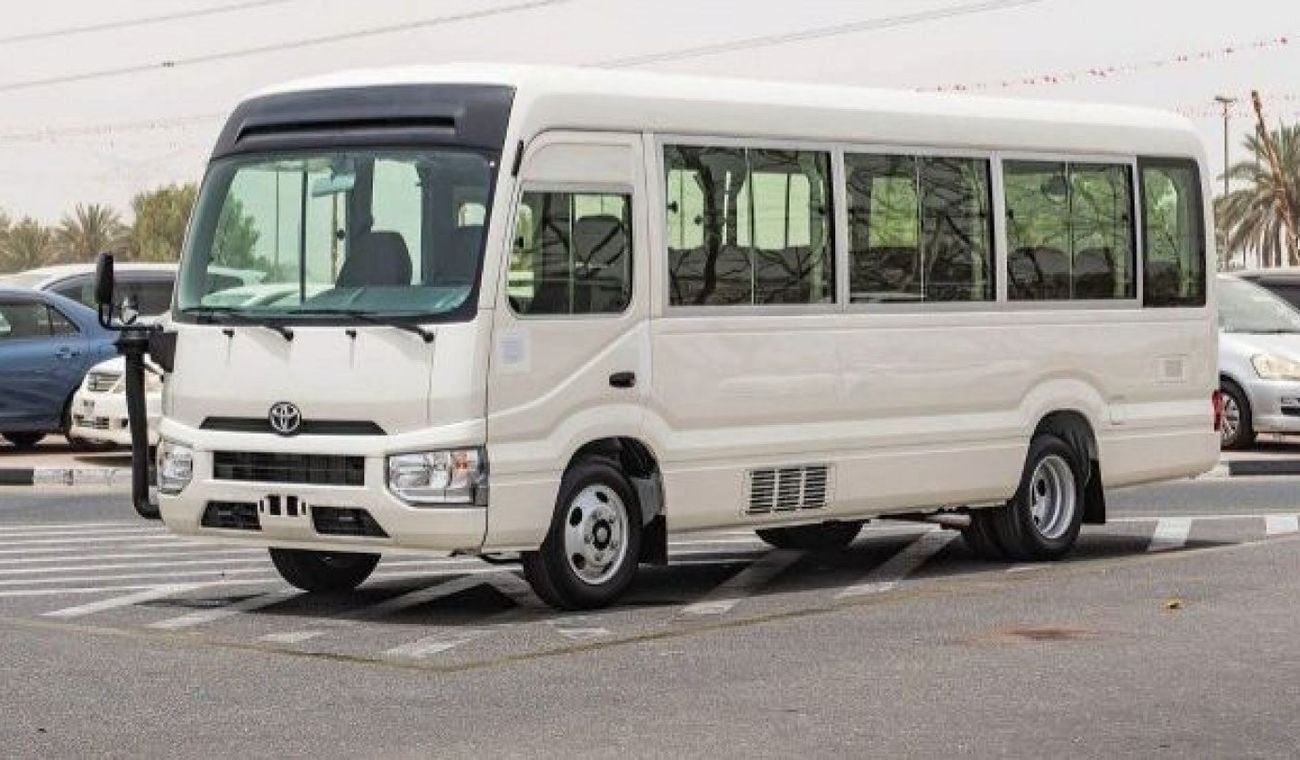 Toyota Coaster 2025 — фото 1