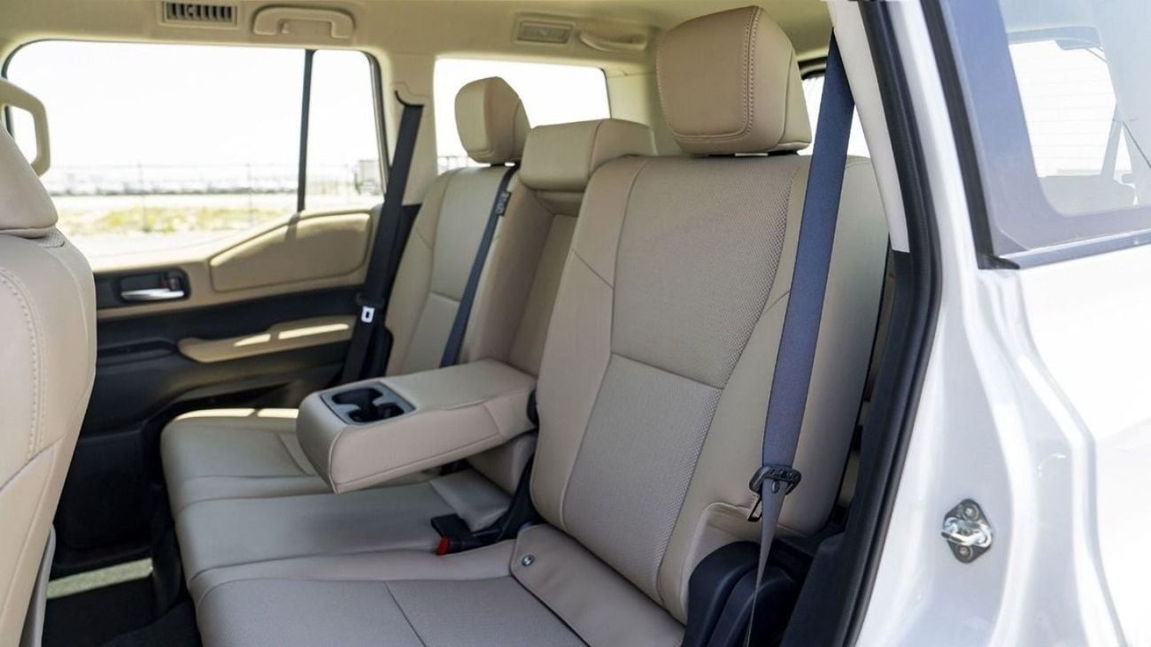 Toyota Prado 2.8 л 2025 г. Белый