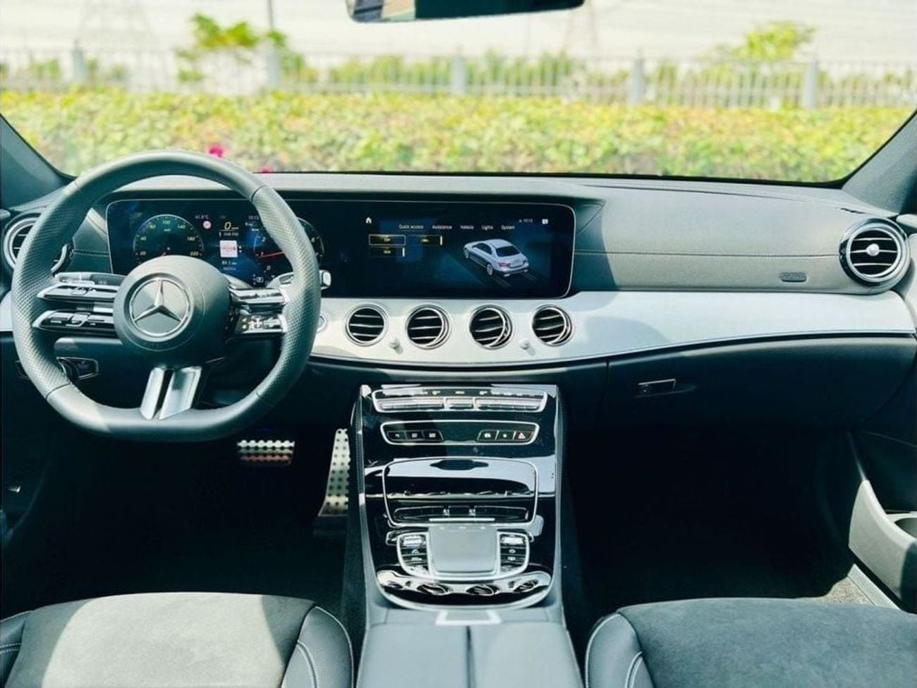 Mercedes Benz E 200 2.0 л 2023 г. Серебристый