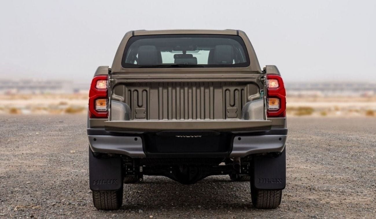 Toyota Hilux 2.8 л 2026 г. Коричневый