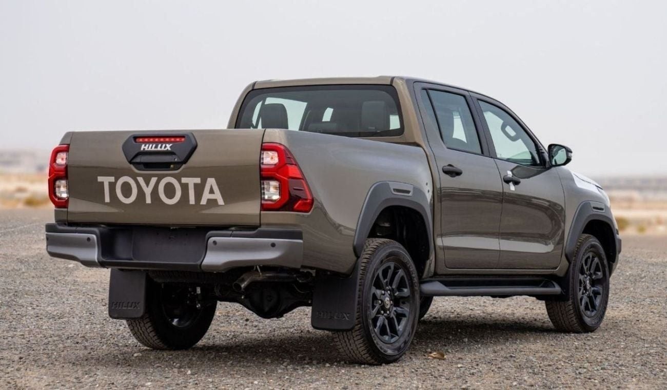 Toyota Hilux 2.8 л 2026 г. Коричневый