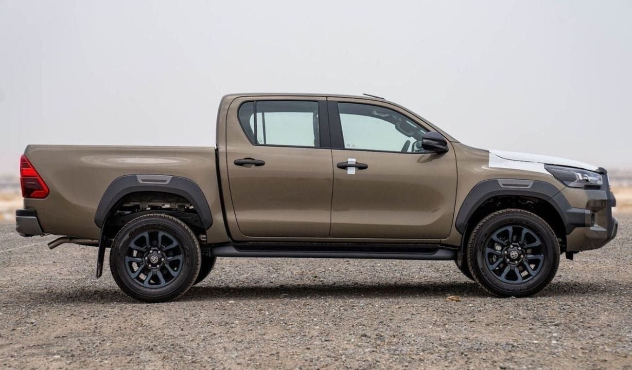 Toyota Hilux 2.8 л 2026 г. Коричневый
