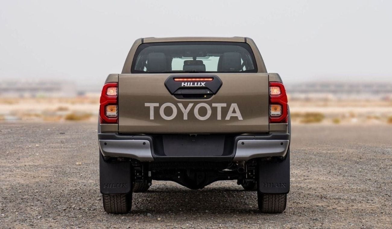 Toyota Hilux 2.8 л 2026 г. Коричневый