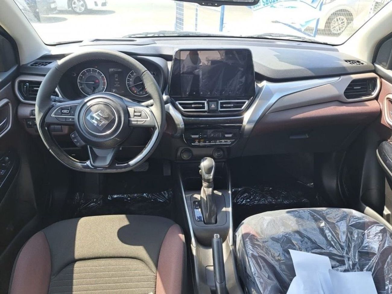 Suzuki Fronx 1.5 л 2026 г. Красный