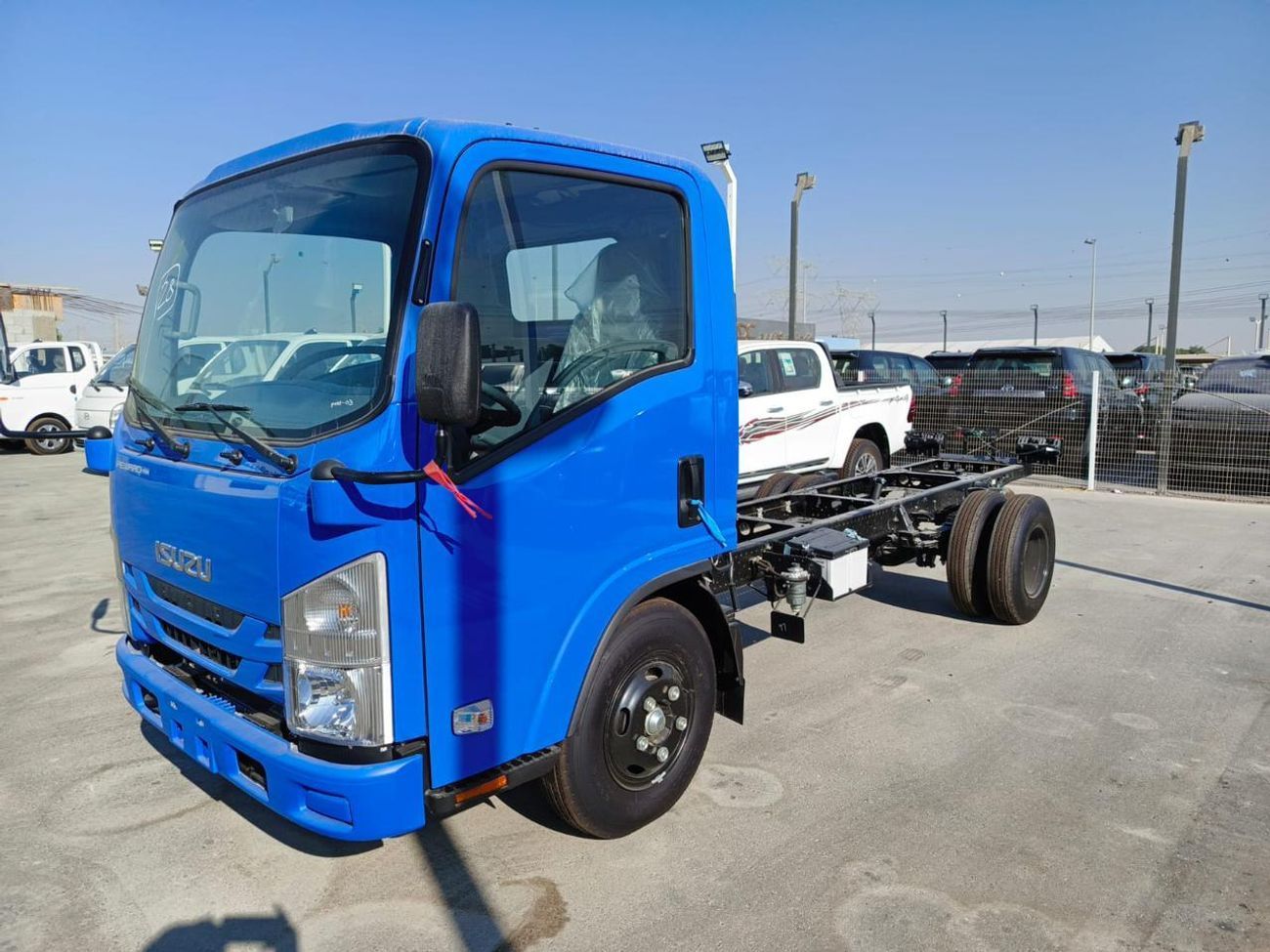 Isuzu Npr 4.6 л 2026 г. Белый