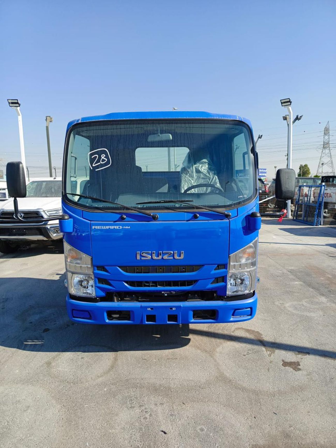 Isuzu Npr 4.6 л 2026 г. Белый