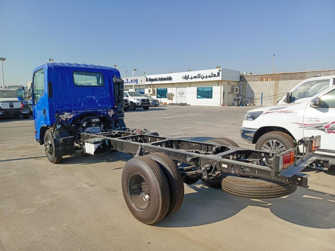 Isuzu Npr 4.6 л 2026 г. Белый
