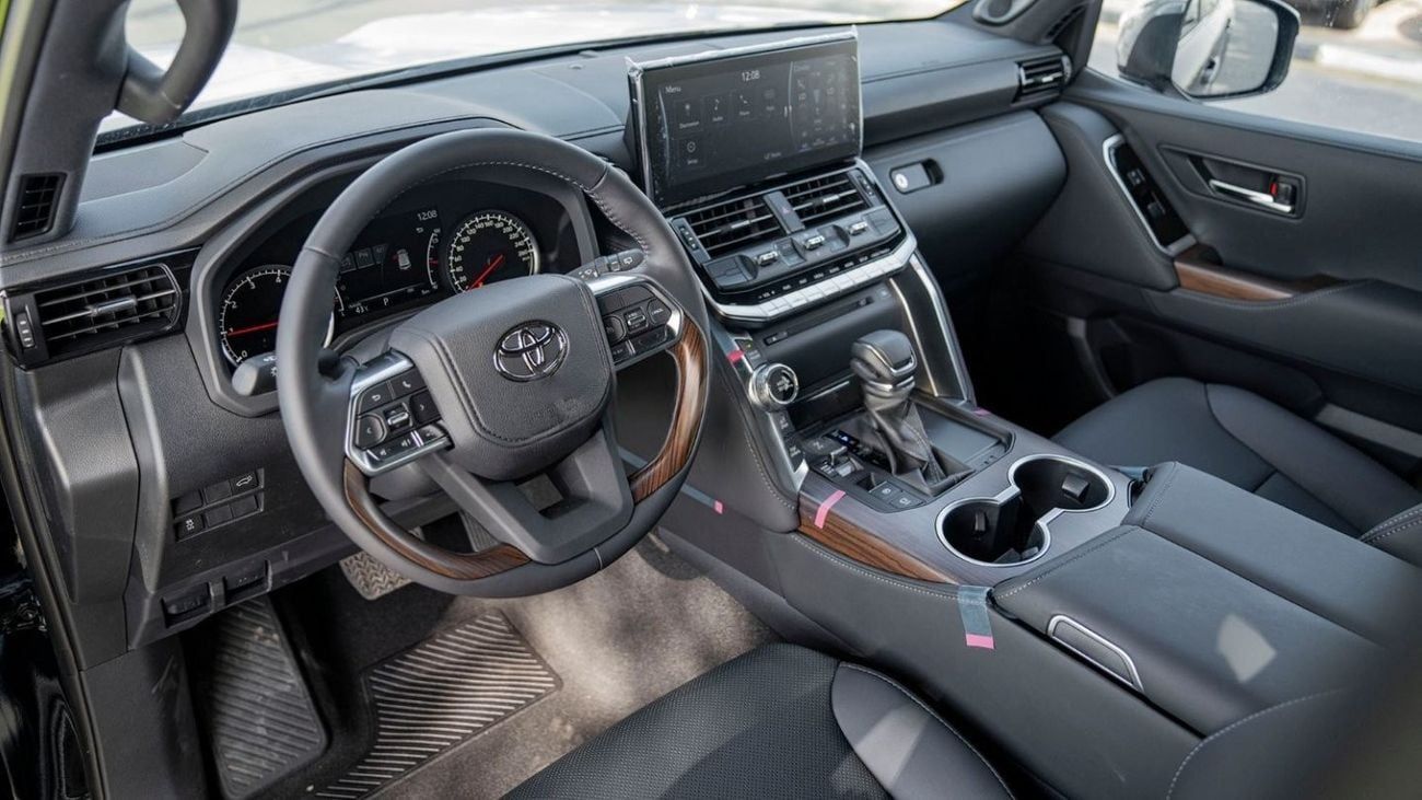 Toyota Land Cruiser 3.3 л 2025 г. Чёрный