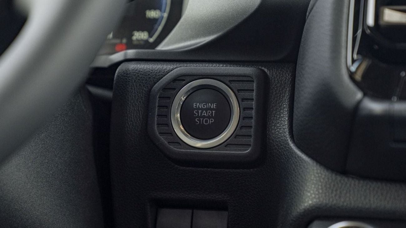 Toyota Prado 2.8 л 2025 г. Чёрный