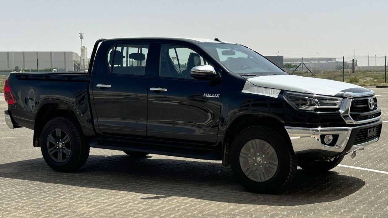 Toyota Hilux 2.7 л 2025 г. Чёрный