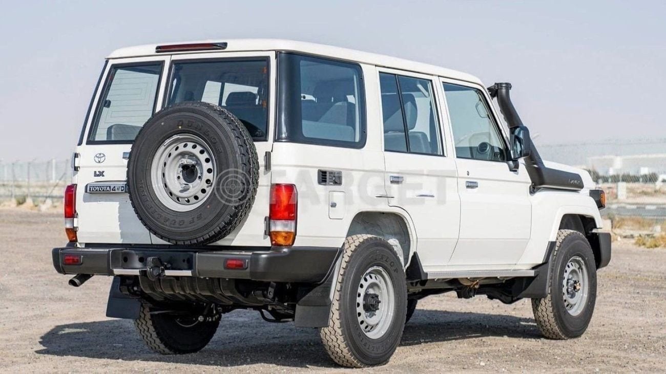 Toyota Land Cruiser 70 4.2 л 2025 г. Белый