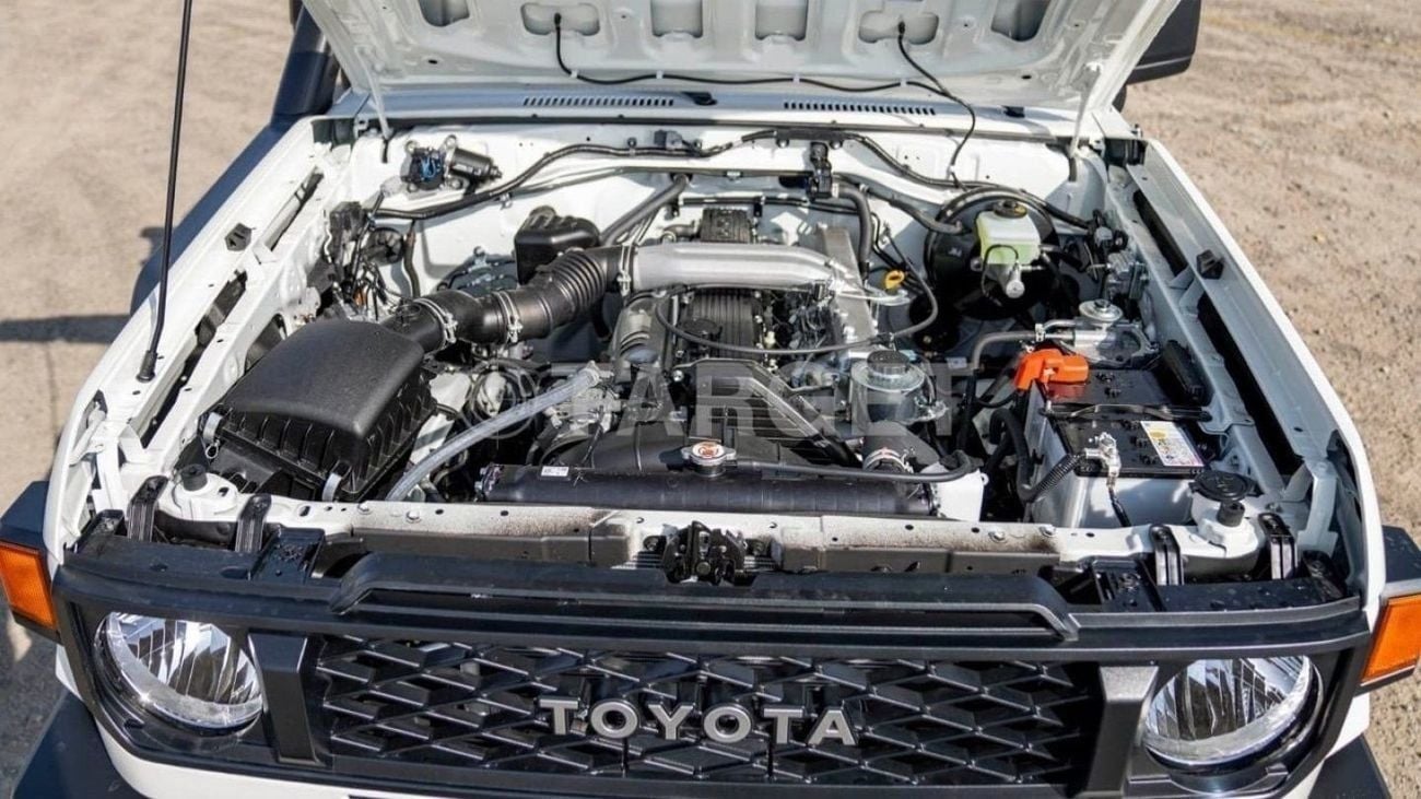Toyota Land Cruiser 70 4.2 л 2025 г. Белый