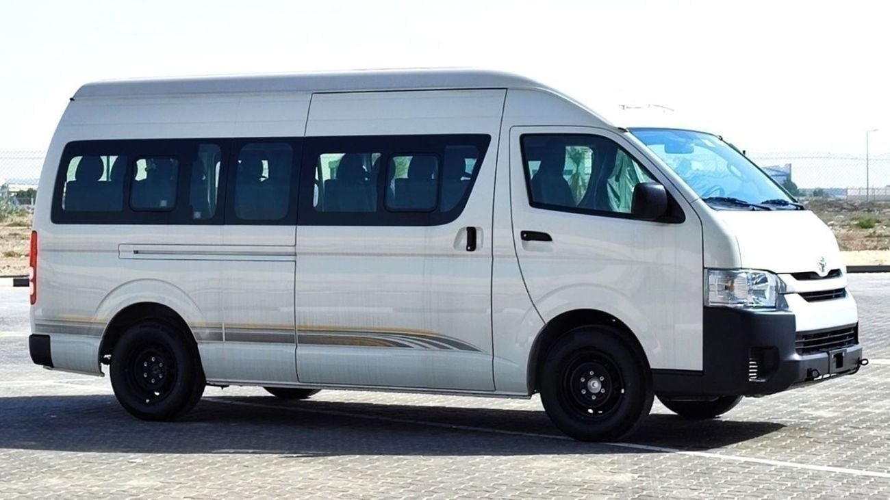 Toyota Hiace 2.5 л 2025 г. Белый