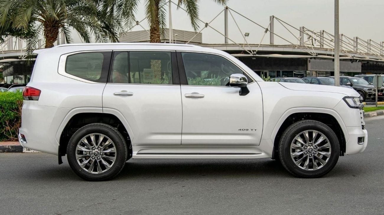 Toyota Land Cruiser 3.5 л 2025 г. Белый