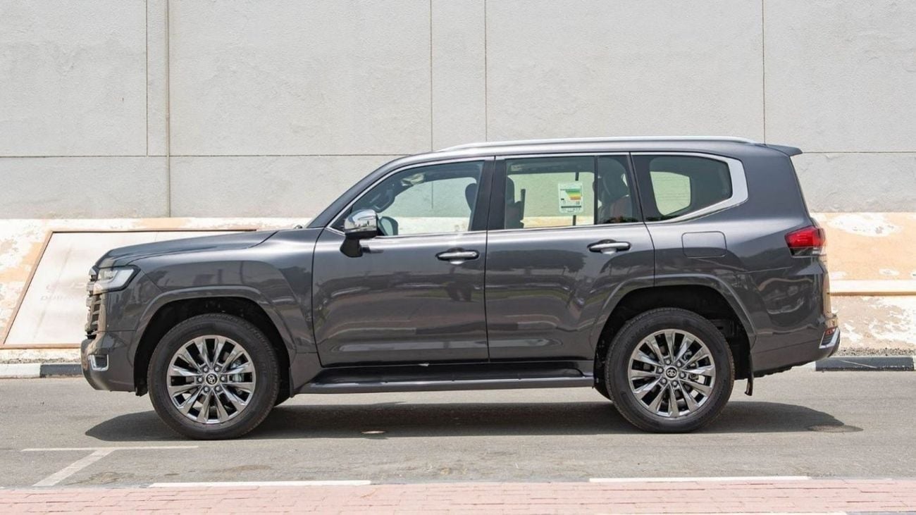 Toyota Land Cruiser 3.5 л 2025 г. Серый